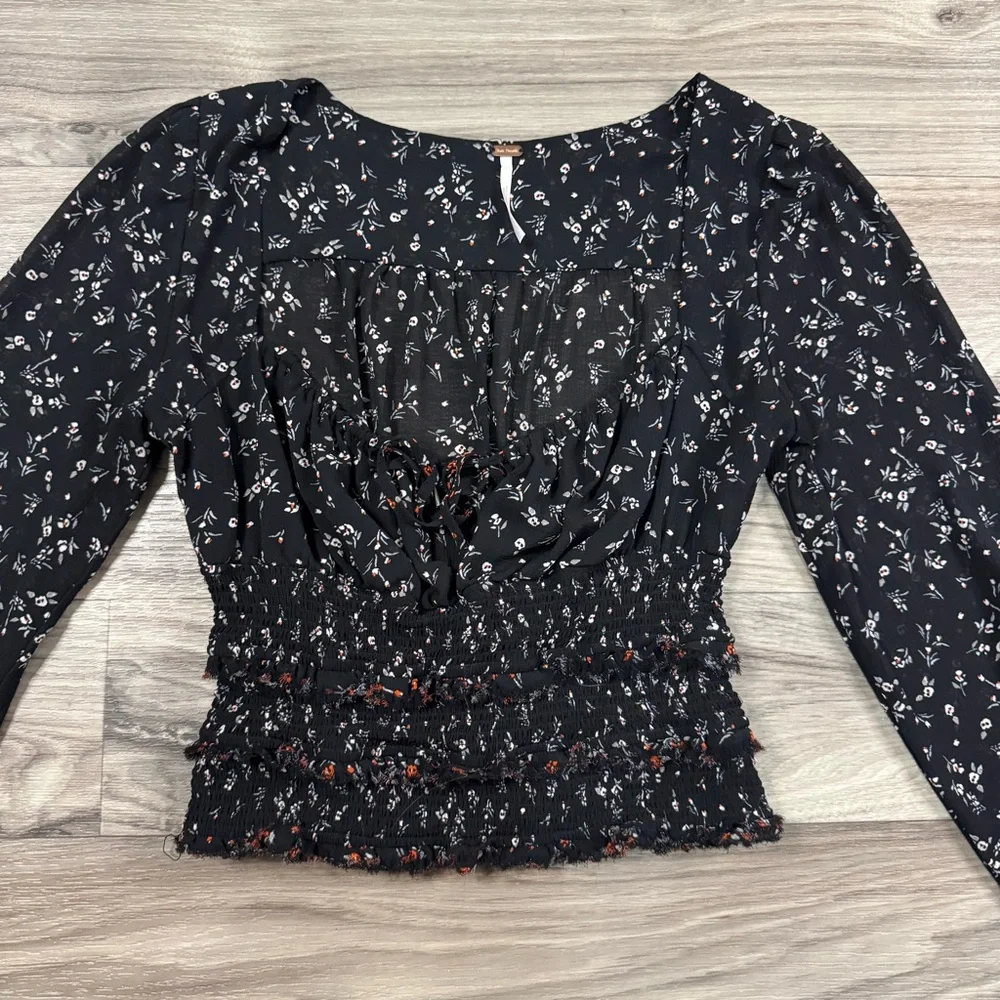 Free People Lolita Floral Smocked Long Sleeve Blouse Size Small - Picture 4 of 7